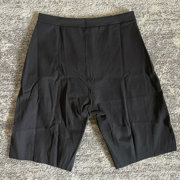H&M Womens S Shapewear Black Mid-Thigh Short Stretch NWT L1 - Picture 2 of 7